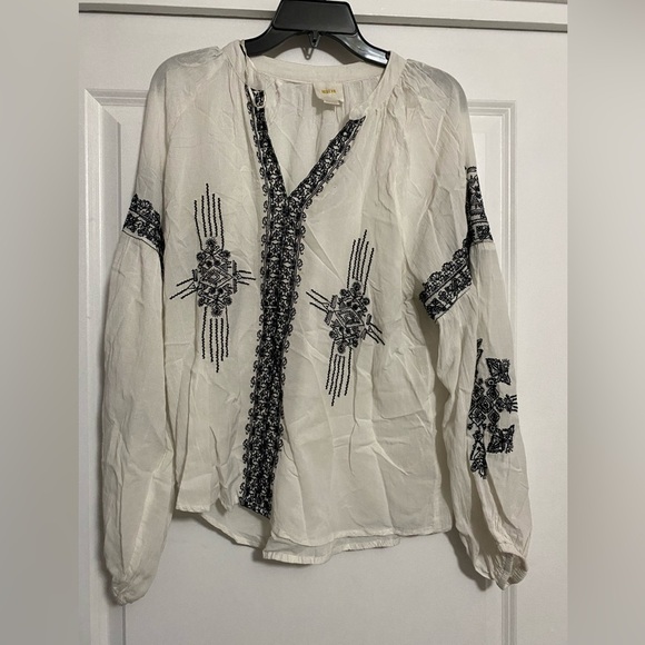Anthropologie Maeve Embroidered White and Black Women's Top - Picture 1 of 5